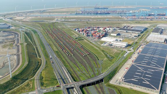 Emplacement Maasvlakte Zuid - 6 nieuwe sporen, 1 gestroomlijnd proces